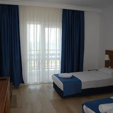 Club Blue White Resort Turgutreis