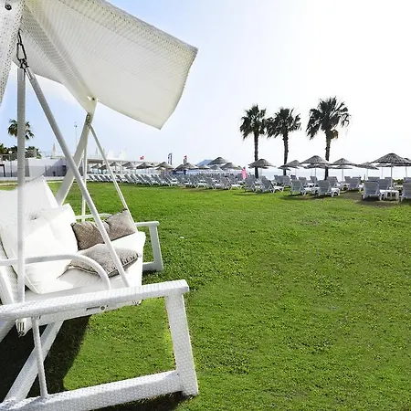 Resort Club Blue White