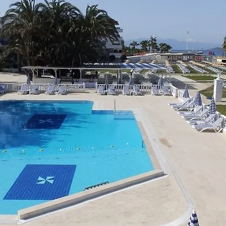 Club Blue White Resort Turgutreis
