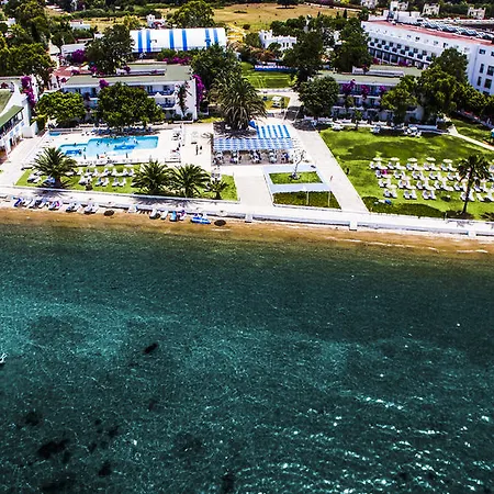 Club Blue White Resort Turgutreis