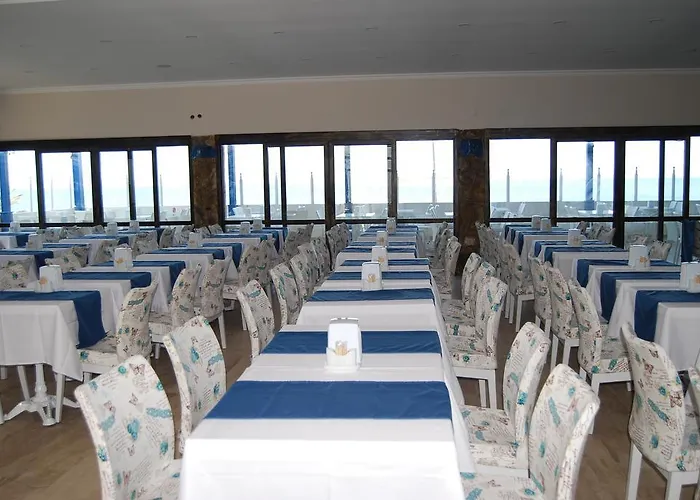 Club Blue White Feriested