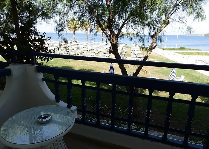 Club Blue White Resort 4*