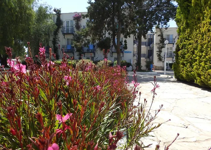 Resort Club Blue White 4*