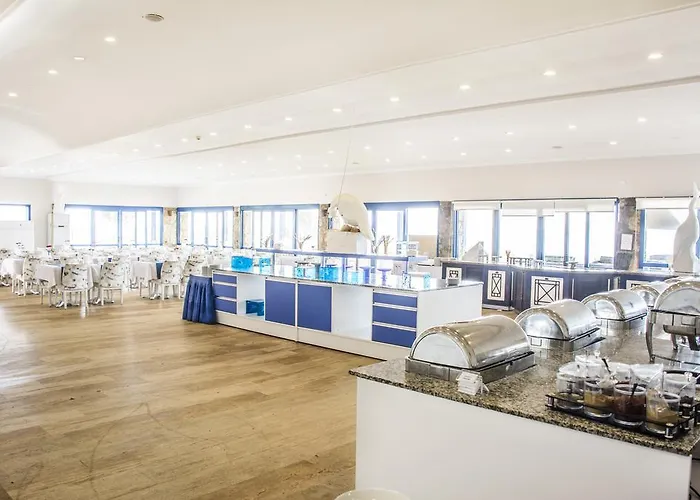 Resort Club Blue White 4*