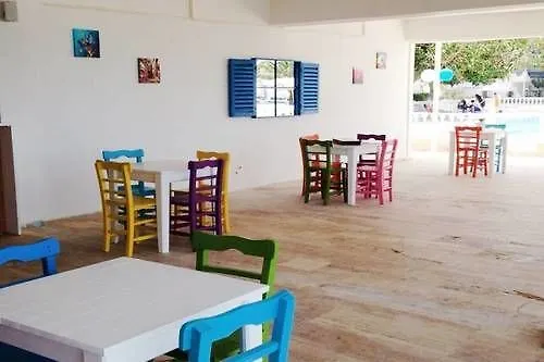 Club Blue White Turgutreis